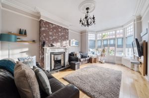 Lounge- click for photo gallery